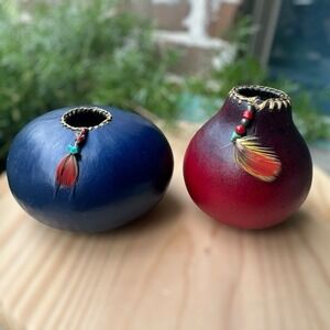 VTG Kevin McDowell Artwork Gourds‎ Turquoise Feather Set Of 2 Turquoise Beads